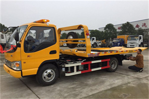 红山哪里有拖车服务